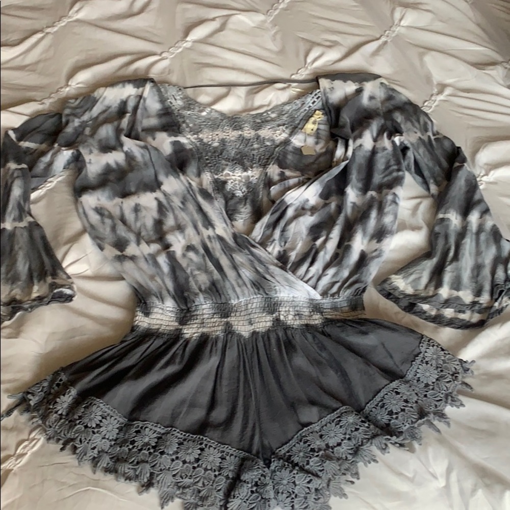 Romper - Picture 5 of 6